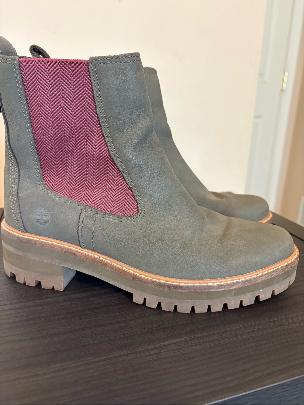 Timberland Gray/Green Leather Chelsea Lug Boots with Pink Elastic Panels